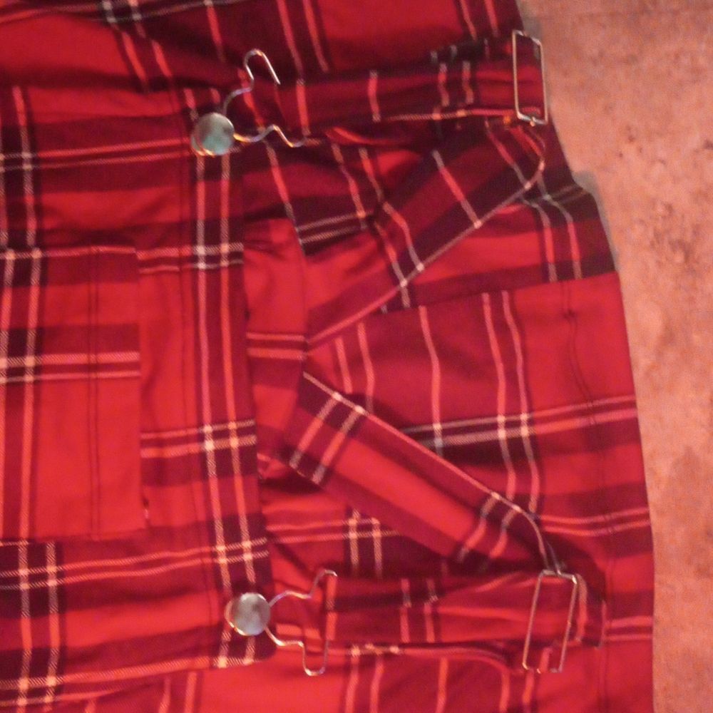 Dress - Picture 2 of 5